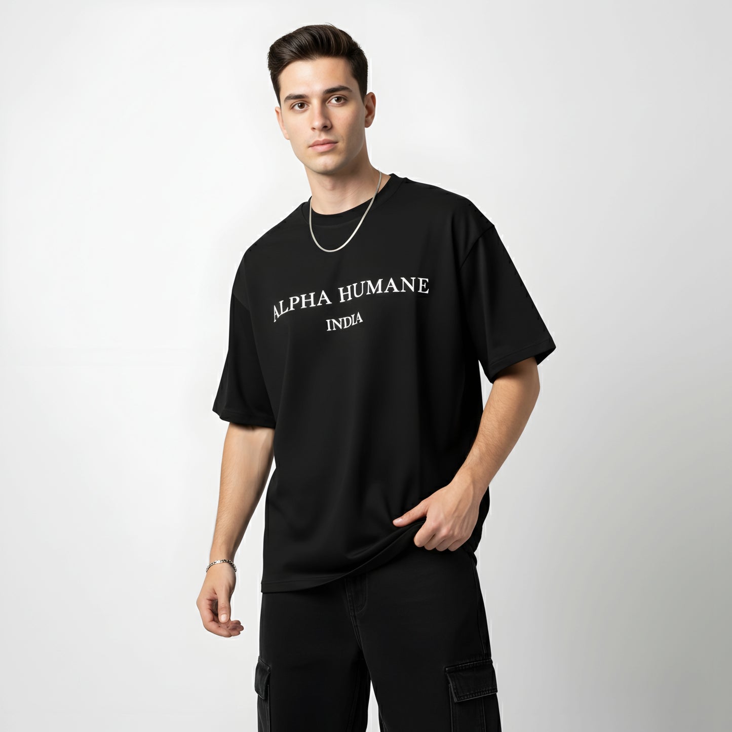 Oversized T-shirt - Alpha Humane India Print (Black) |